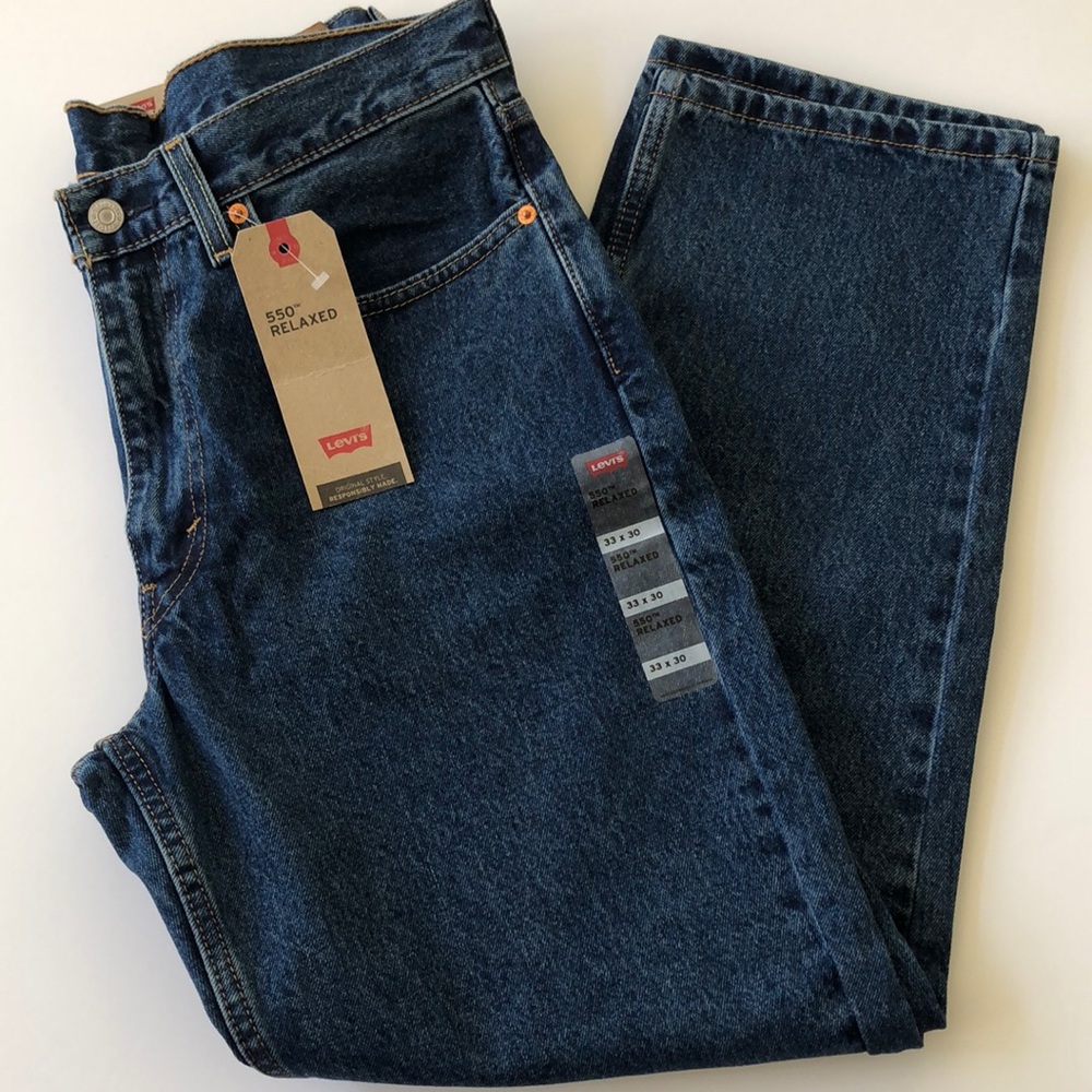 NWT MENS LEVIS